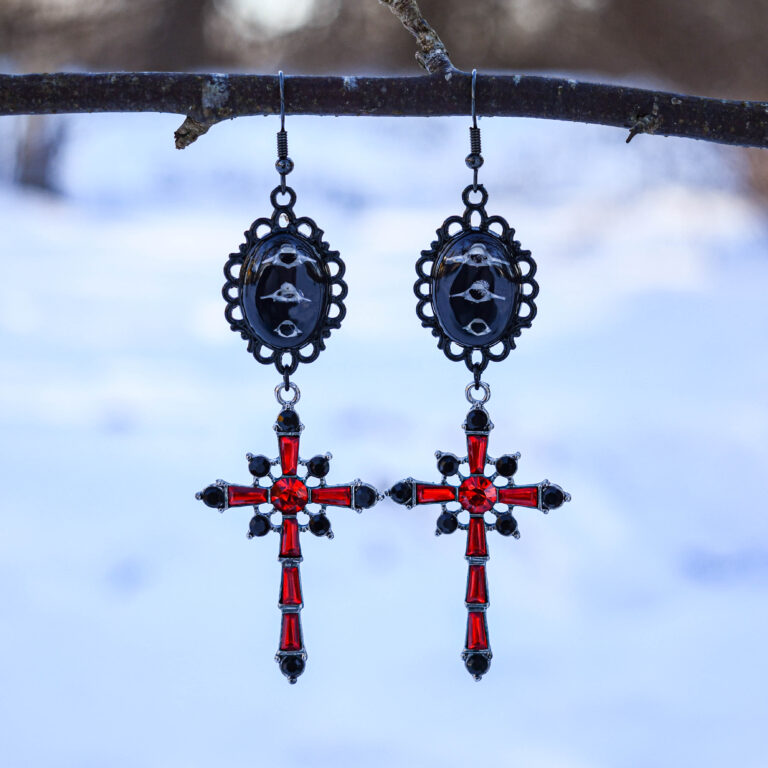 Hiire Selgroo külide ja punase ristiga kõrvarõngad